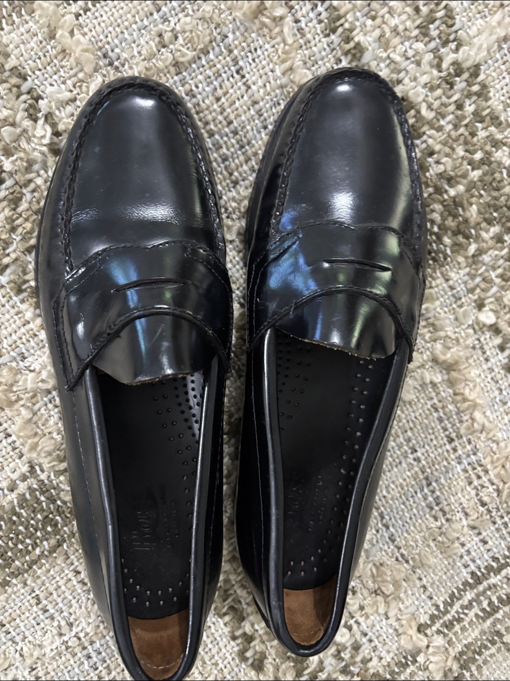 G.H Bass Co. Logan Black
Leather Women's Penny
Loafers Classic Black Size 7 - Picture 4 of 16